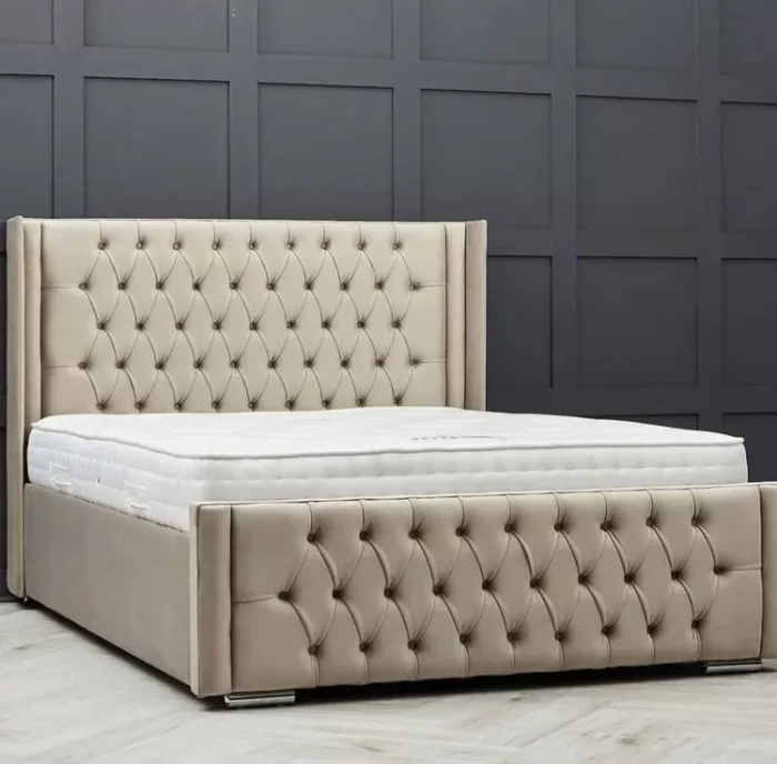 Safina Chesterfield Wing Bed